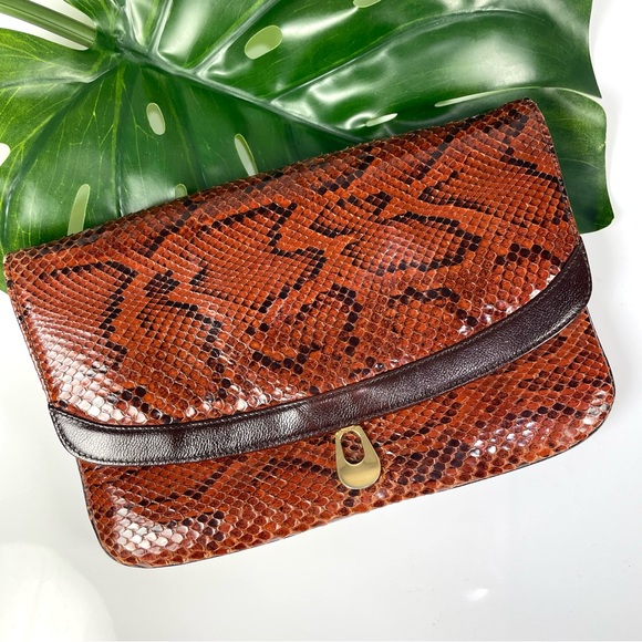 Vtg Coblentz snake reptile clutch - Picture 1 of 16
